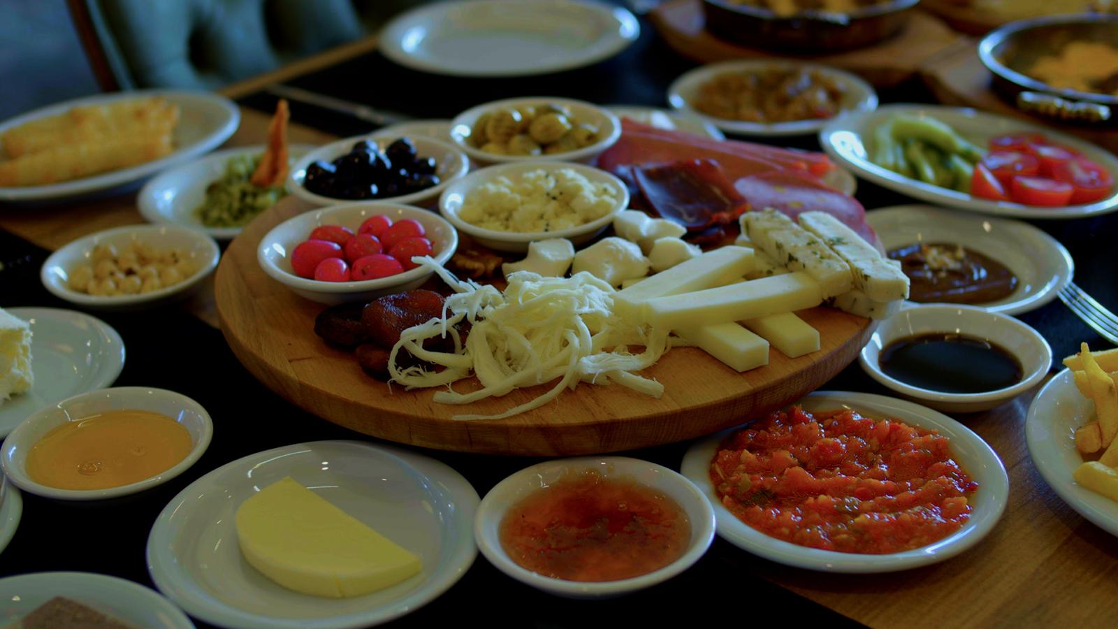 Serpme Kahvaltı - ( 2 Kişilik )